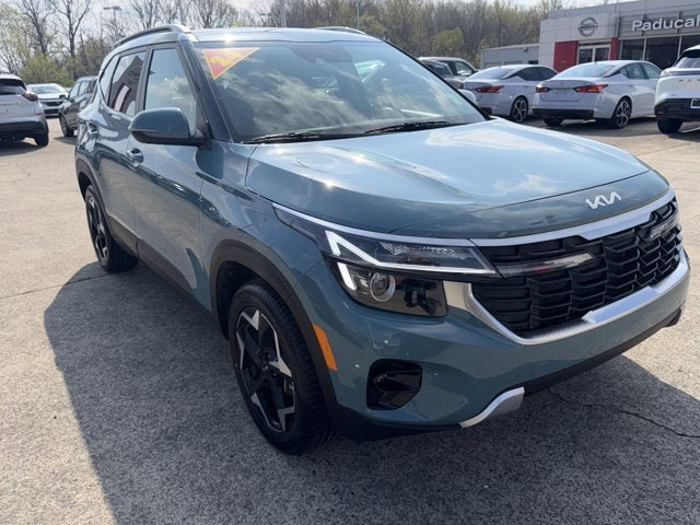 Used 2024 Kia Seltos EX FWD image 3