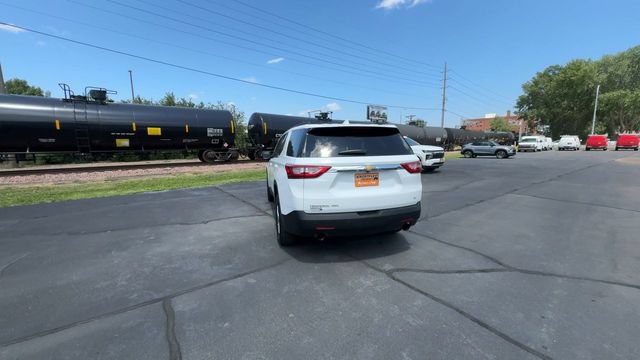 Used 2020 Chevrolet Traverse LT w/ Driver Confidence II Package AWD/4WD image 7