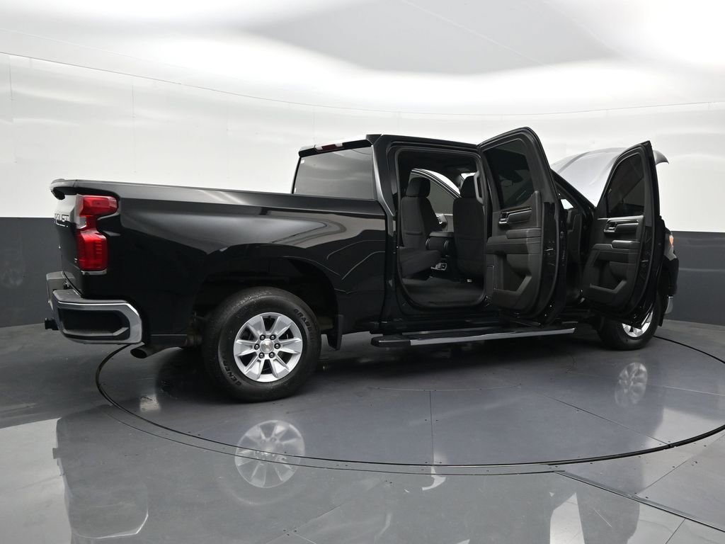 Used 2024 Chevrolet Silverado 1500 LT image 31