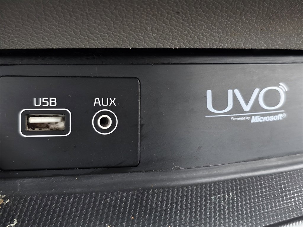 Used 2016 Kia Sedona LX w/ Option Group 020 image 33