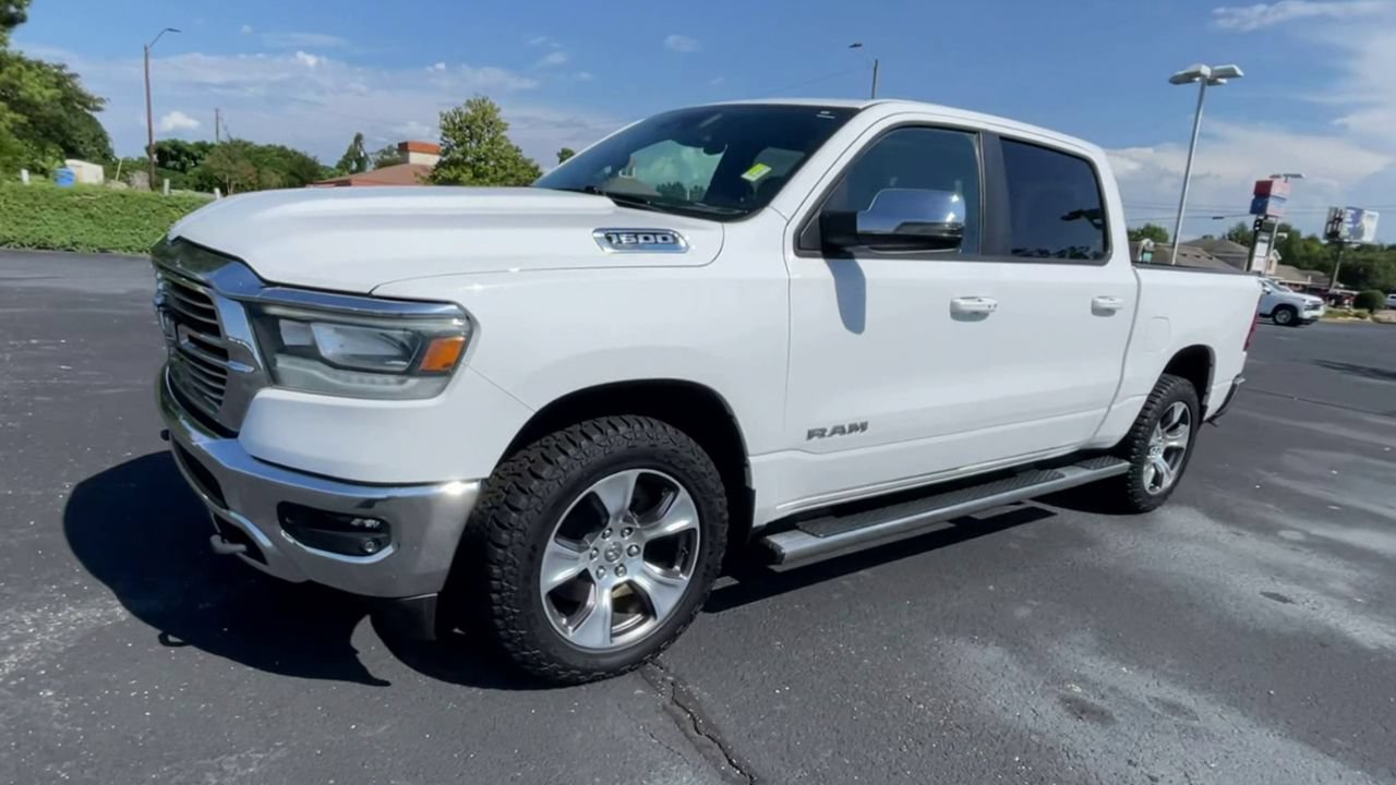 Used 2023 RAM 1500 Laramie AWD/4WD image 4