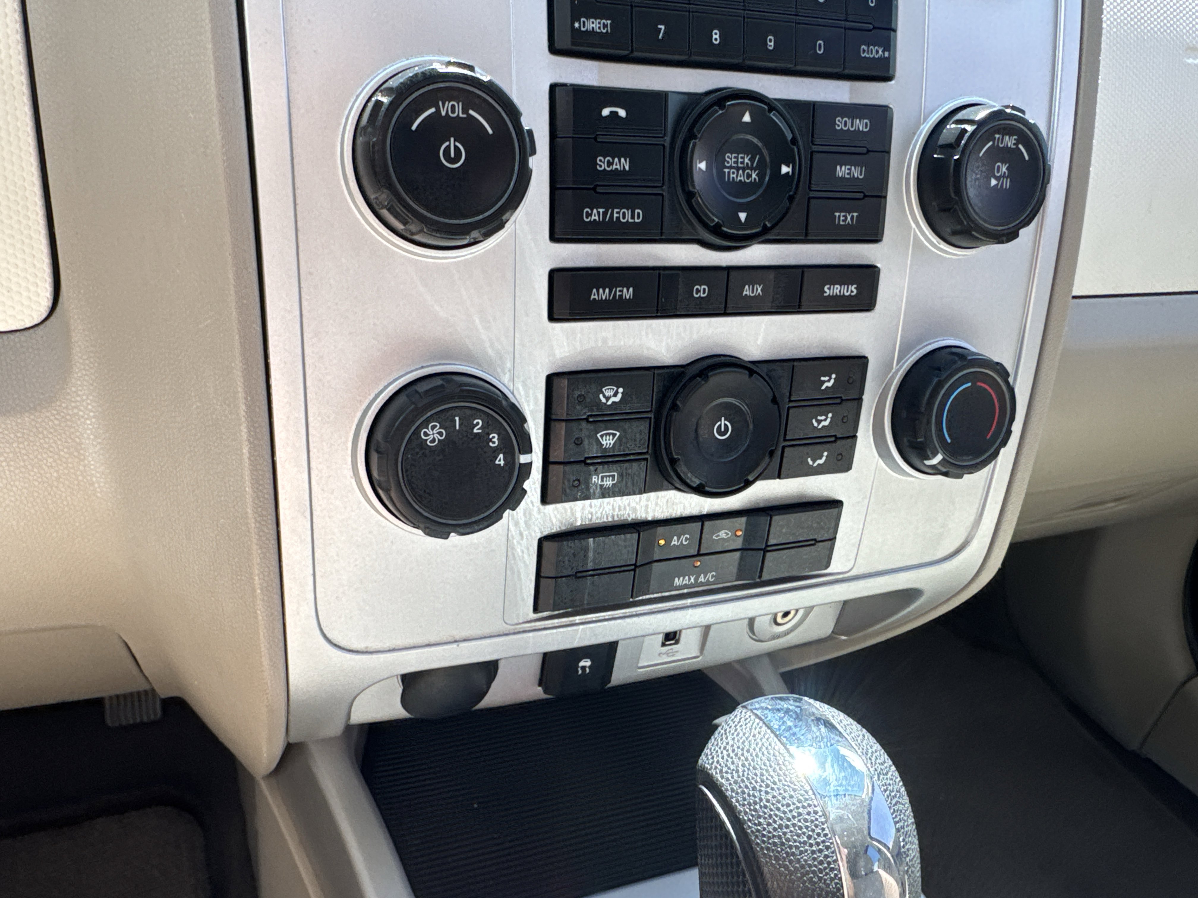 Used 2009 Mercury Mariner Premier image 16