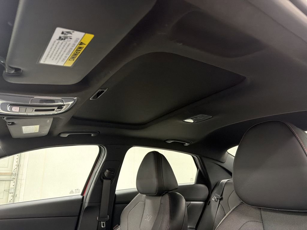 Used 2025 Hyundai Elantra N Line image 22