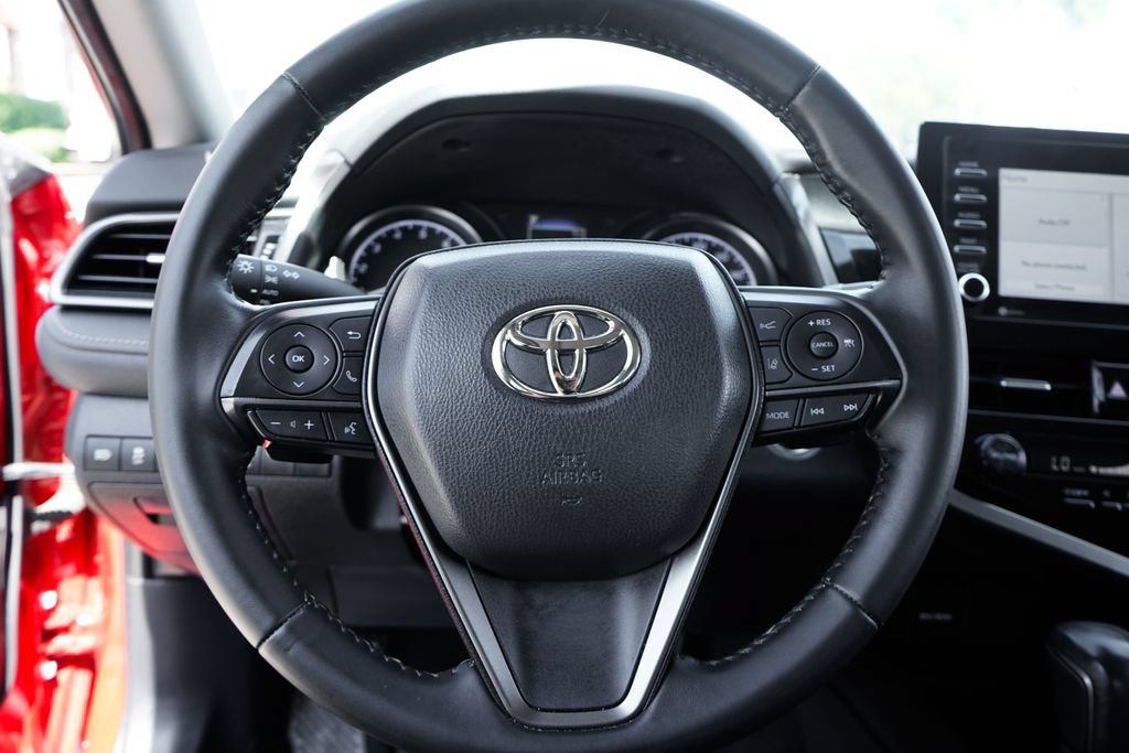 Used 2022 Toyota Camry SE w/ Convenience Package FWD image 21