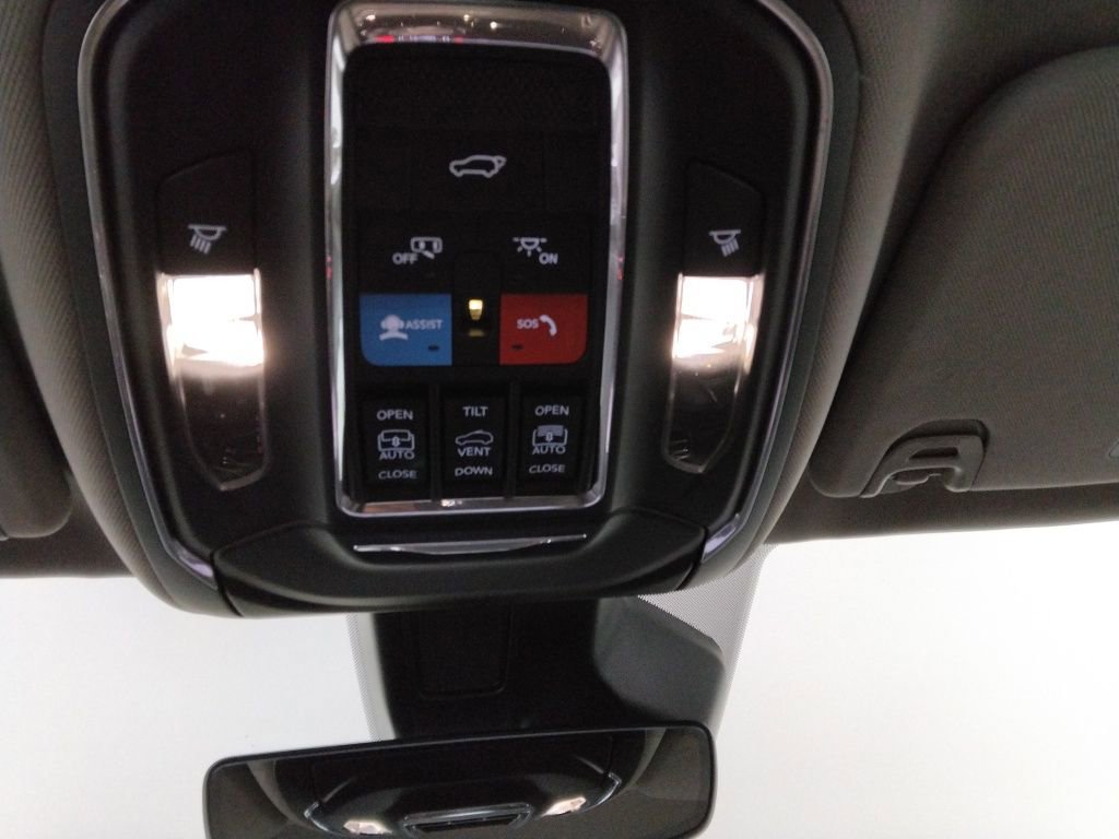 Used 2023 Jeep Wagoneer Series II w/ Premium Group I image 29