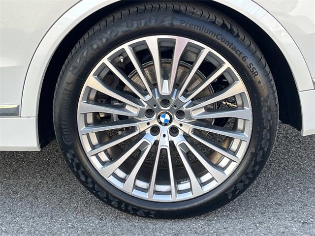 Used 2024 BMW X7 xDrive40i w/ Executive Package image 11