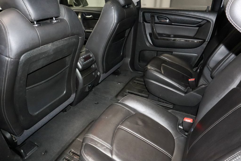 Used 2016 GMC Acadia SLT w/ Open Road Package FWD image 22