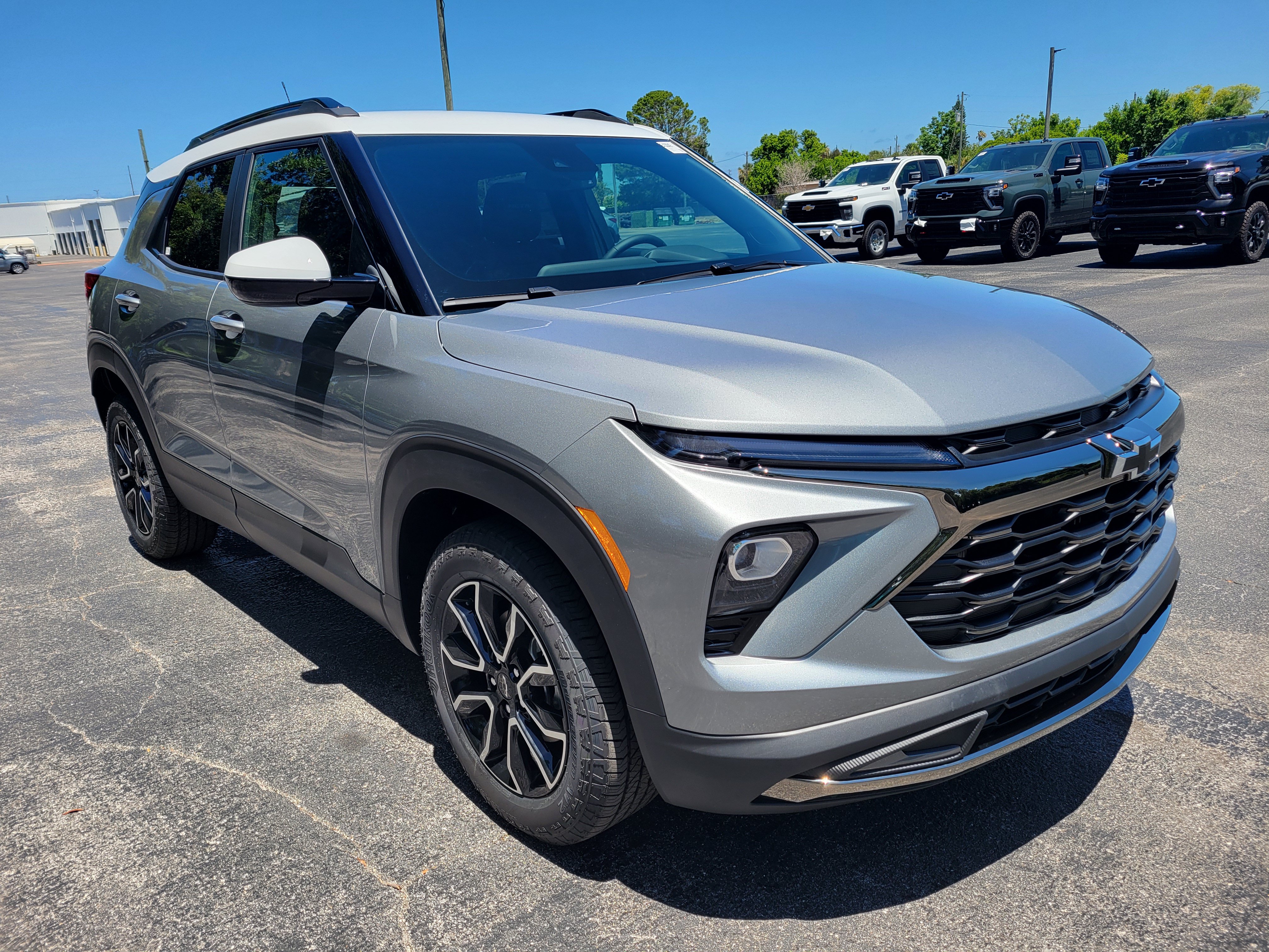 New 2026 Chevrolet TrailBlazer ACTIV w/ Convenience Package FWD image 3