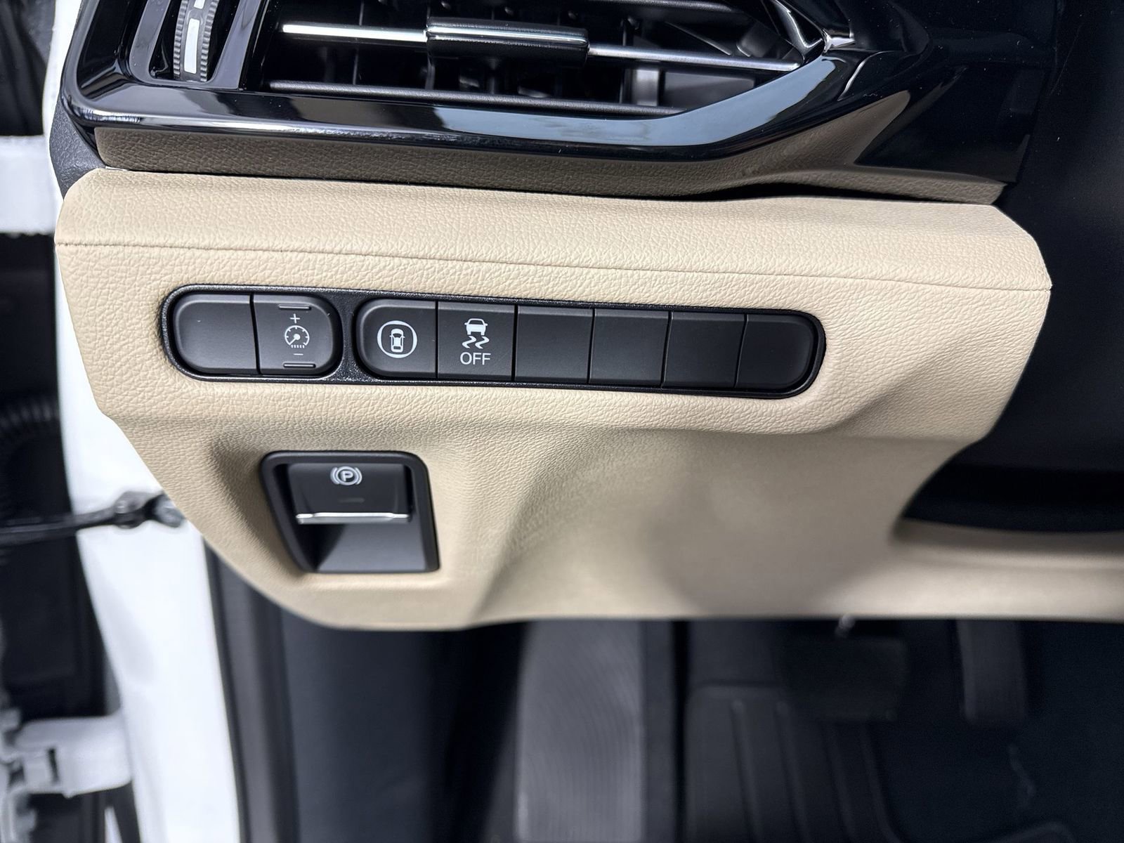 New 2026 Acura MDX SH-AWD image 14