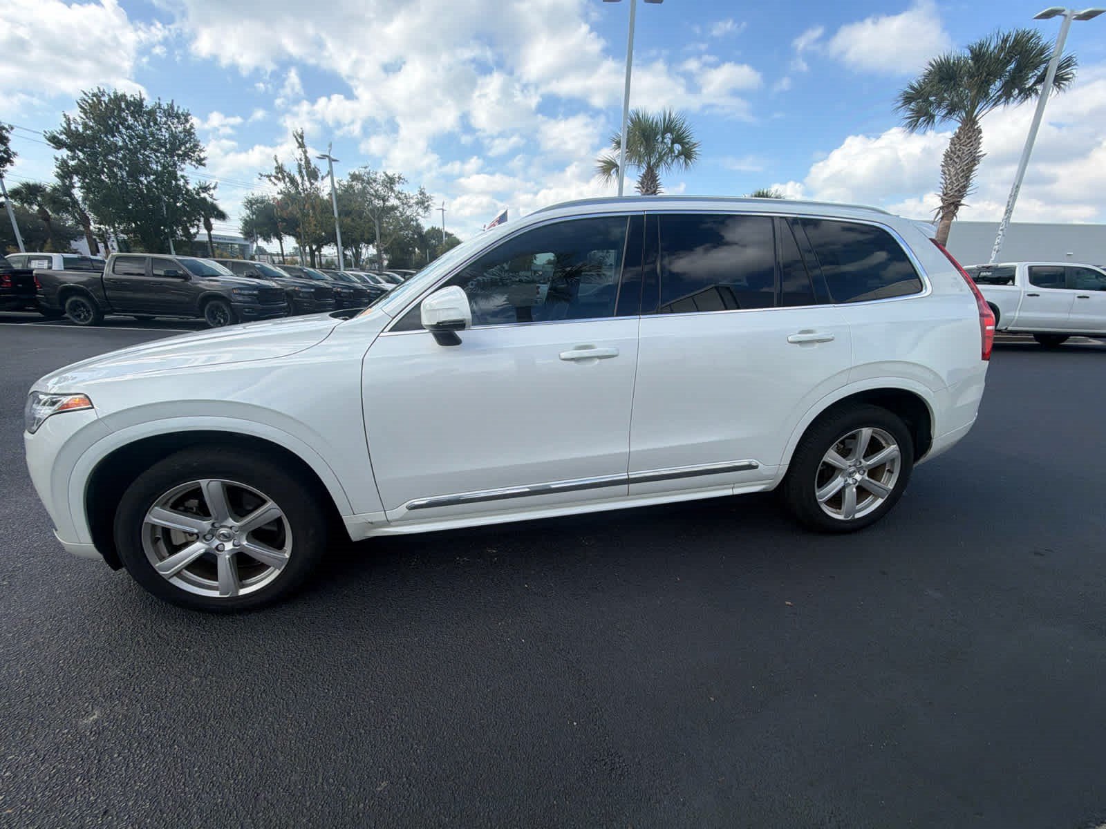 Used 2024 Volvo XC90 B5 Core AWD/4WD image 12