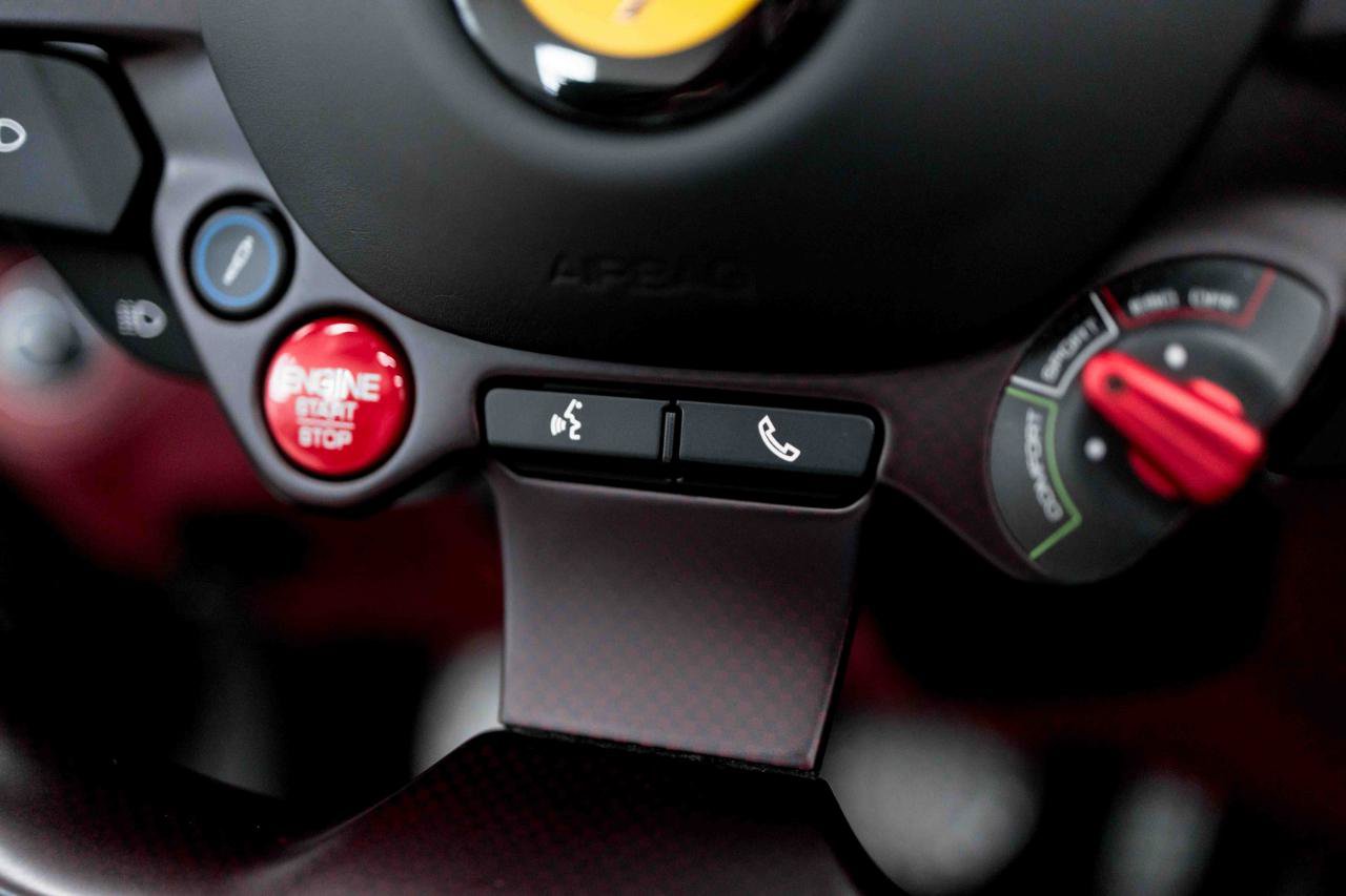 Used 2020 Ferrari Portofino RWD image 79