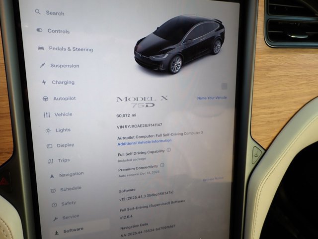 Used 2018 Tesla Model X 75D image 21