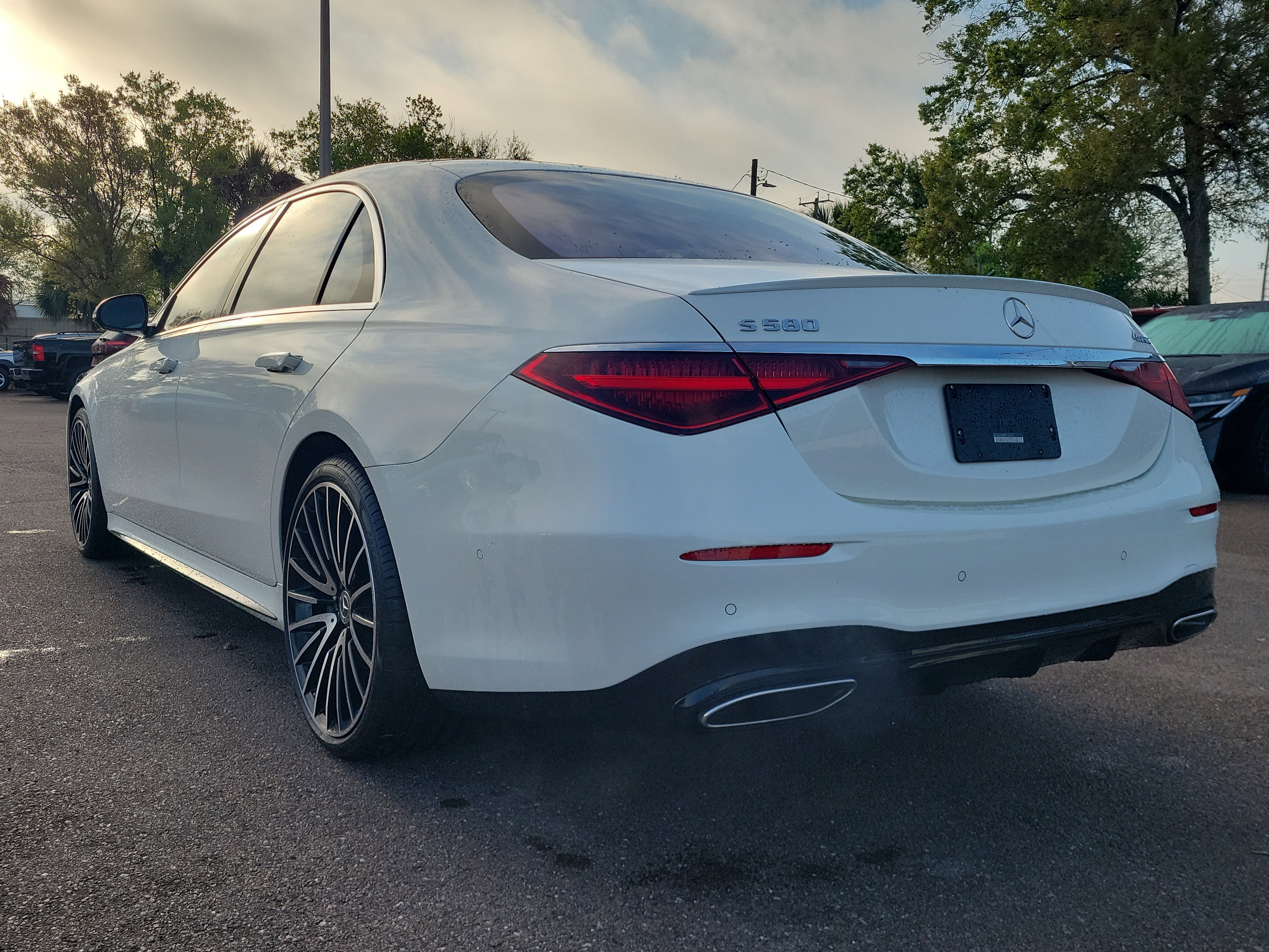 Used 2022 Mercedes-Benz S 580 4MATIC Sedan image 6