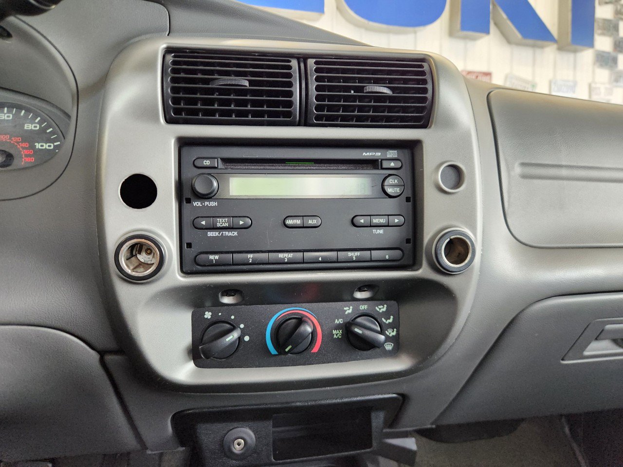 Used 2008 Ford Ranger XL RWD image 8
