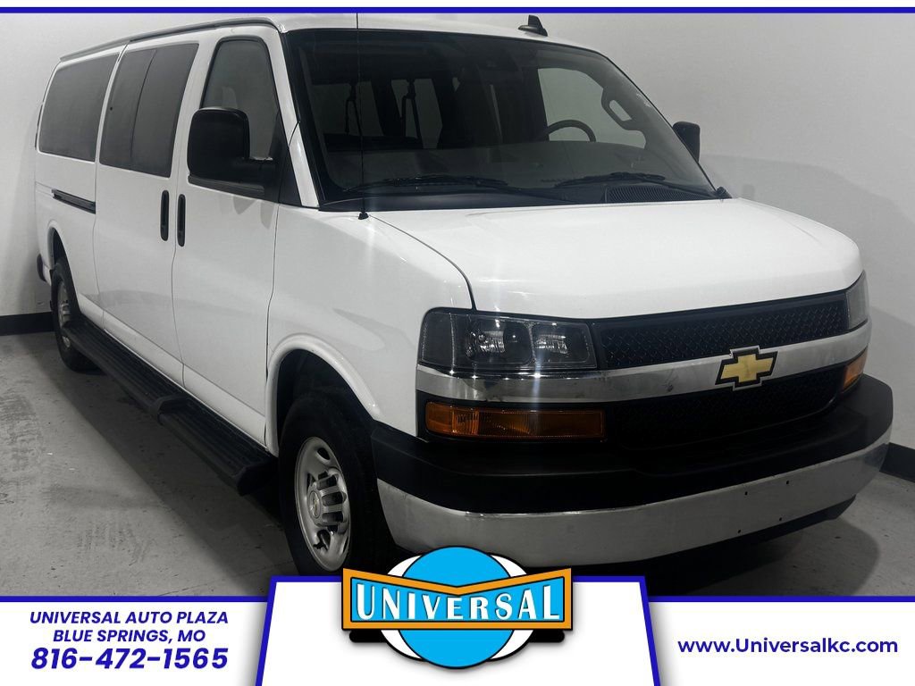 Used 2023 Chevrolet Express 3500 LT w/ LT Preferred Equipment Group RWD image 1