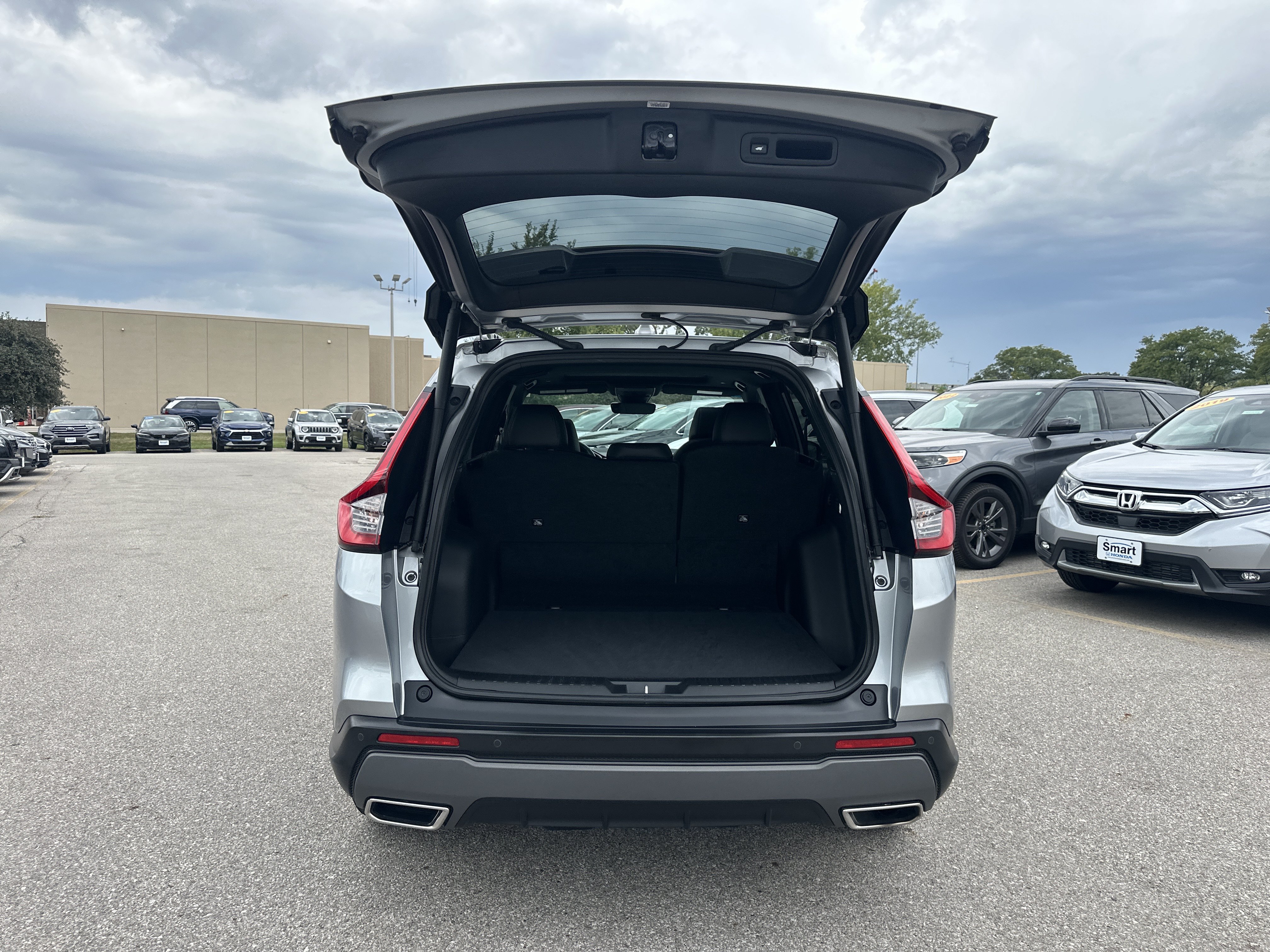 Certified 2025 Honda CR-V Sport Touring image 10