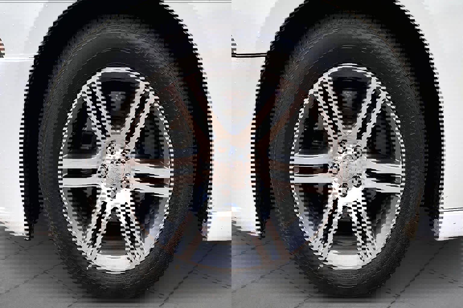 Used 2014 Dodge Charger R/T RWD image 8