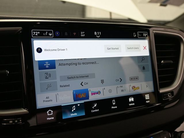 New 2026 Chrysler Voyager LX FWD image 32