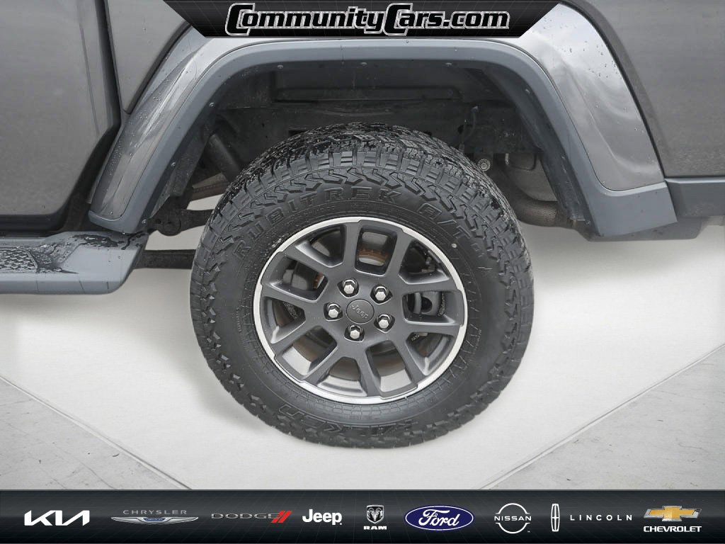Used 2020 Jeep Gladiator Sport image 4
