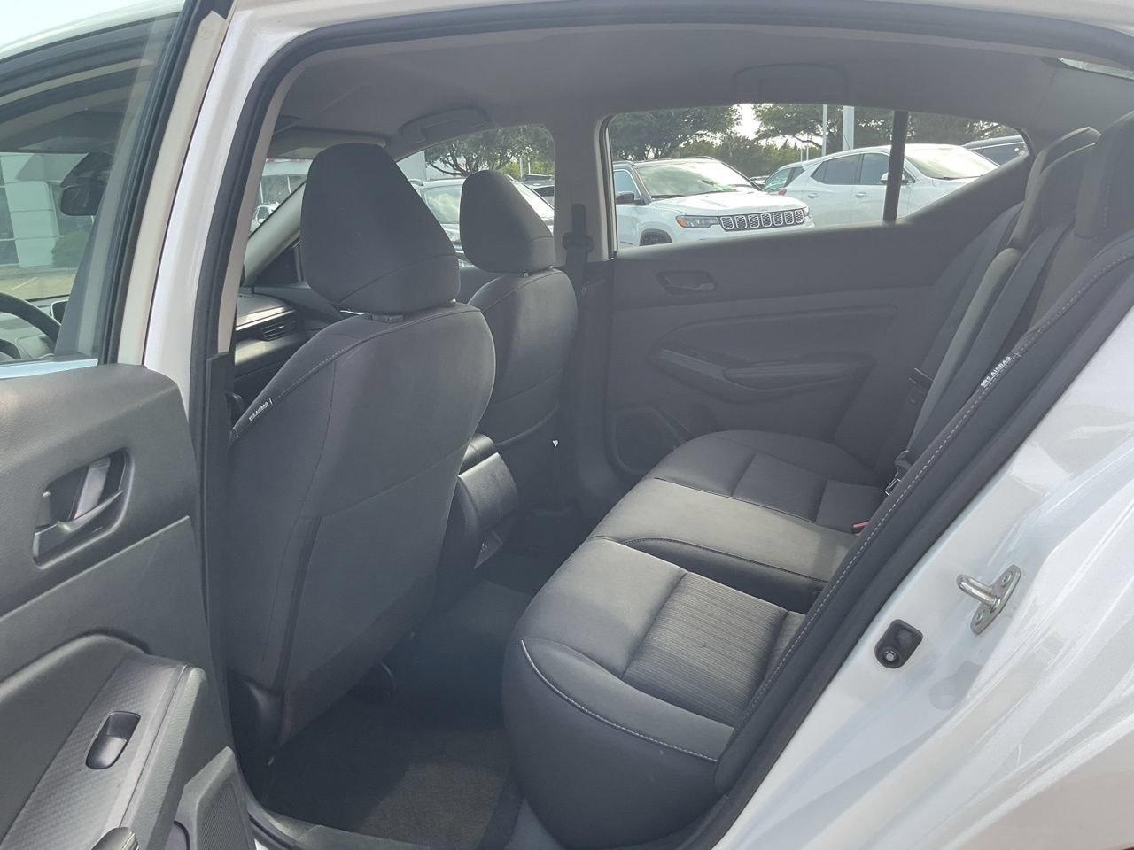 Used 2025 Nissan Altima 2.5 SV FWD image 10