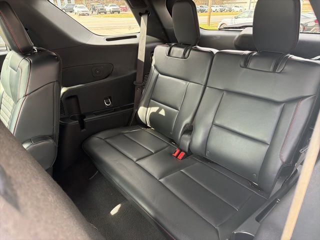 Used 2025 Ford Explorer ST-Line image 15
