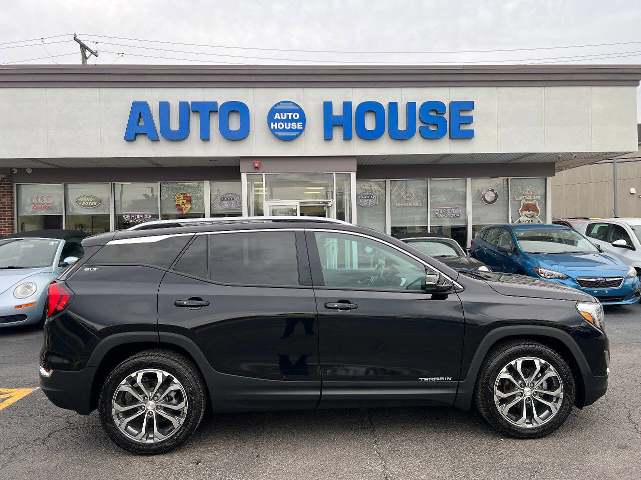 Used 2018 GMC Terrain SLT w/ Preferred Package FWD image 9
