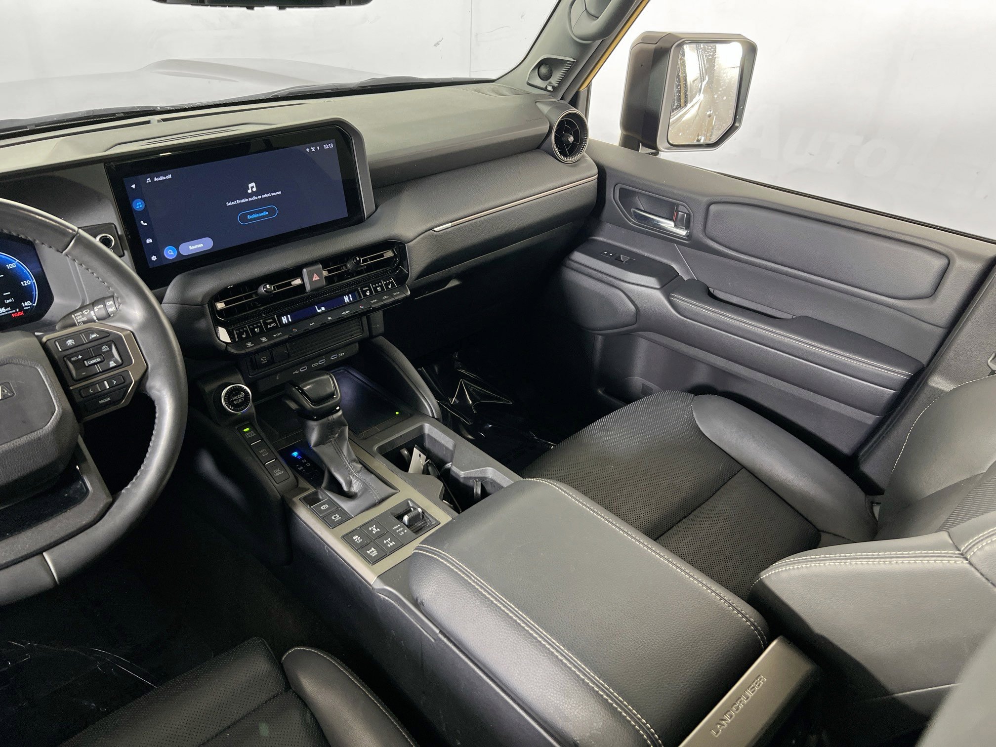 Used 2024 Toyota Land Cruiser image 24