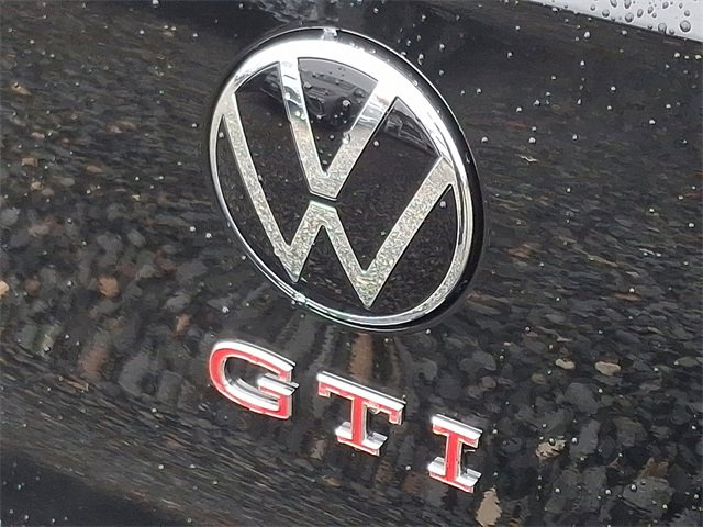 New 2025 Volkswagen GTI SE image 12