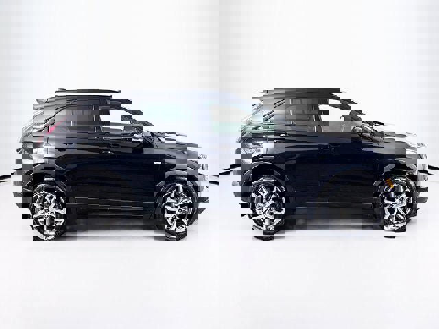 Used 2022 Cadillac XT4 Sport image 4