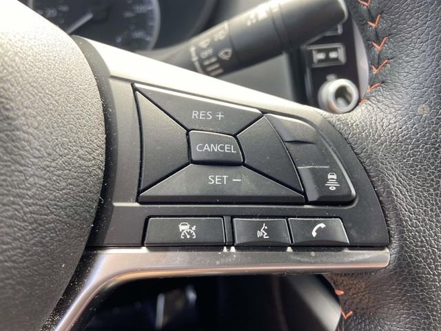 Used 2023 Nissan Versa SR w/ Trunk Package image 18