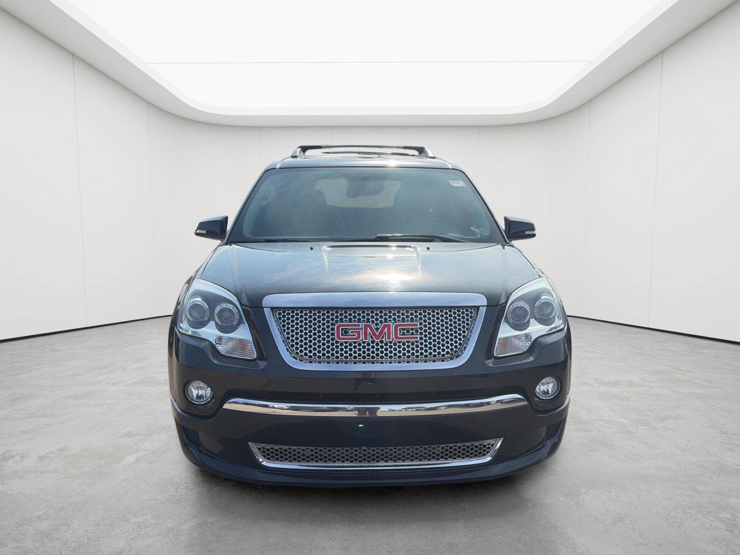 Used 2012 GMC Acadia Denali FWD image 2