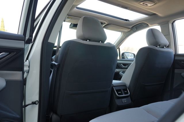 Used 2024 Subaru Legacy Premium image 30