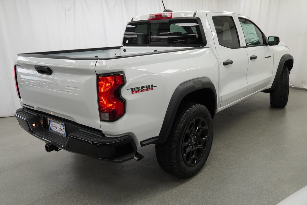 New 2026 Chevrolet Colorado Trail Boss AWD/4WD image 3