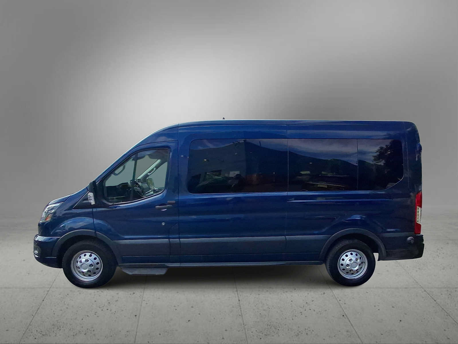 Used 2020 Ford Transit 350 XLT AWD/4WD image 5