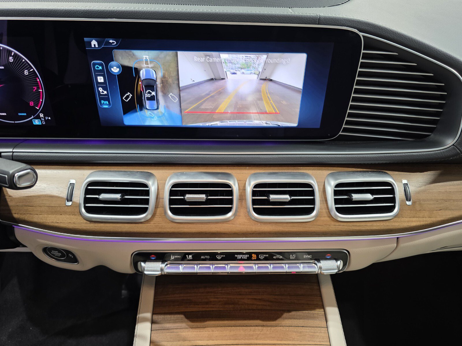 Used 2025 Mercedes-Benz GLS 450 4MATIC image 17