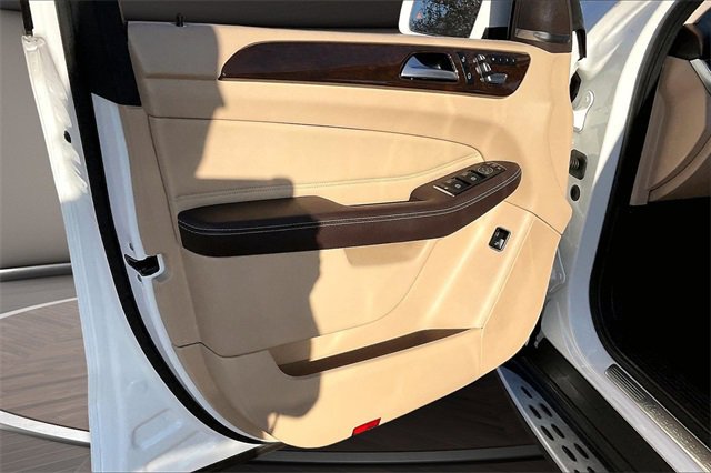 Used 2018 Mercedes-Benz GLE 350 w/ Premium 1 Package image 21