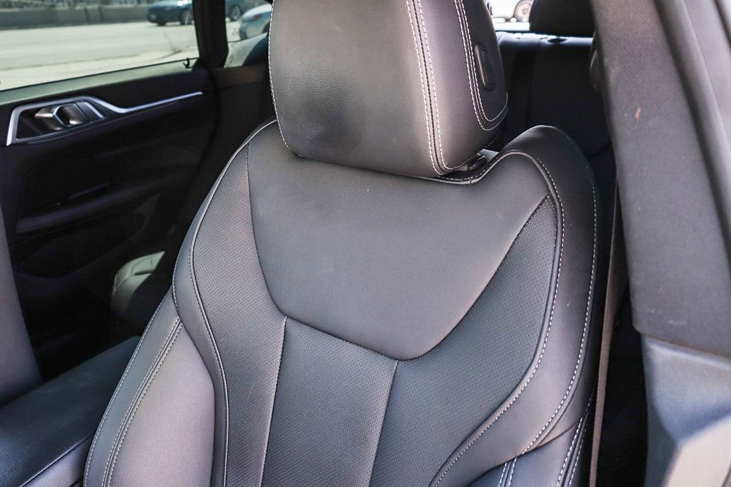 Used 2023 BMW i4 eDrive40 w/ Premium Package image 27