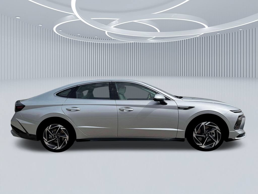 New 2026 Hyundai Sonata SEL FWD image 9