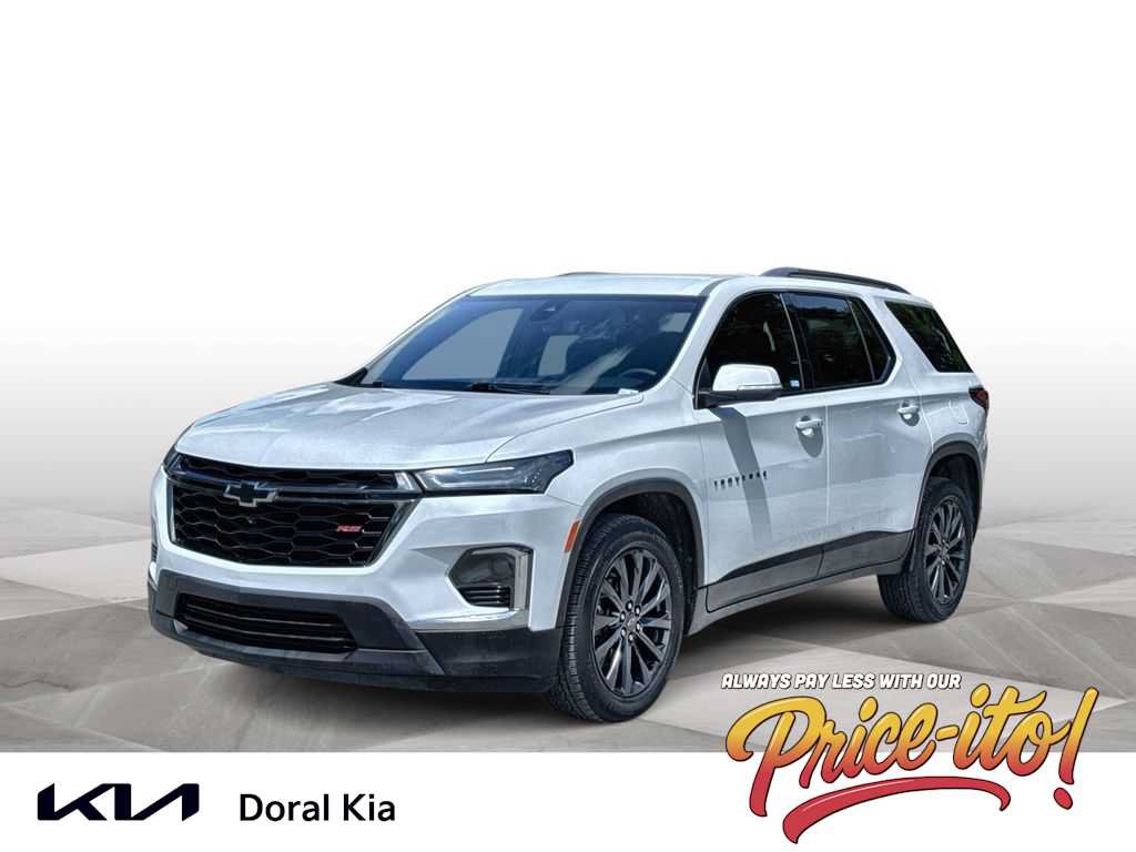 Used 2023 Chevrolet Traverse RS