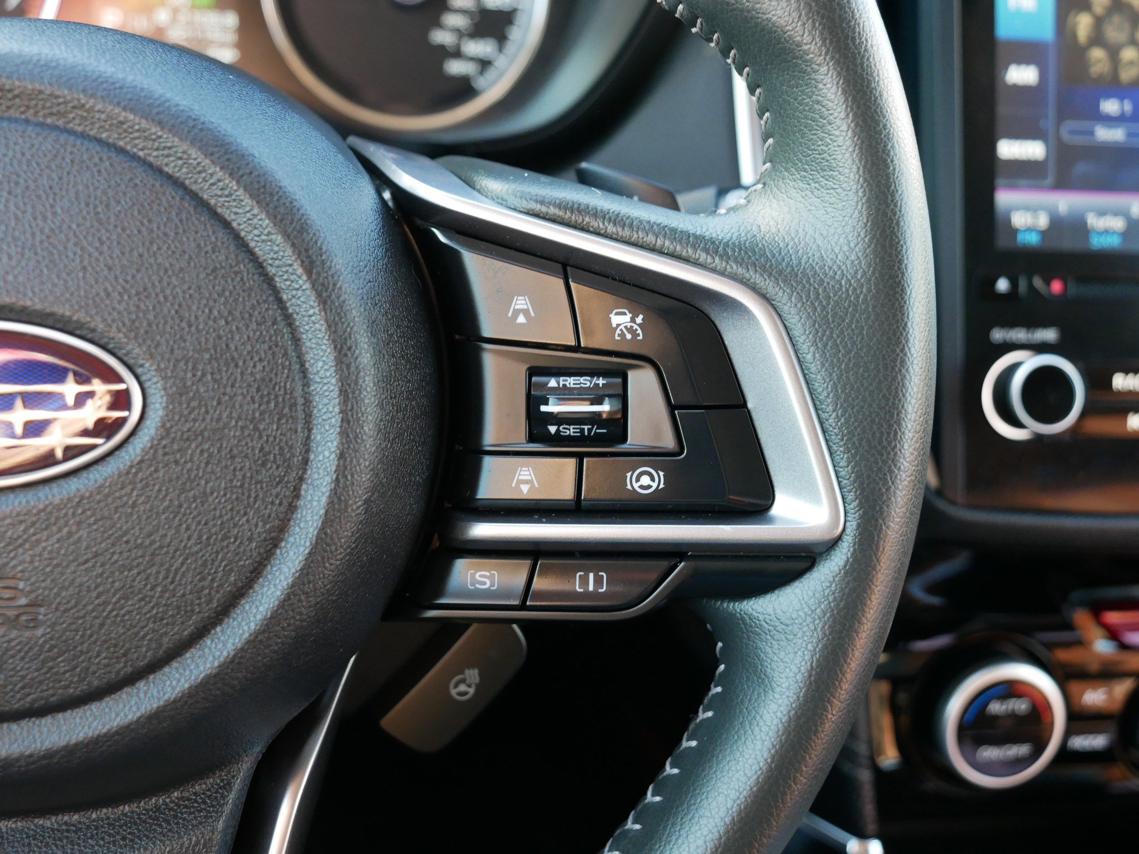 Used 2023 Subaru Forester Touring image 30