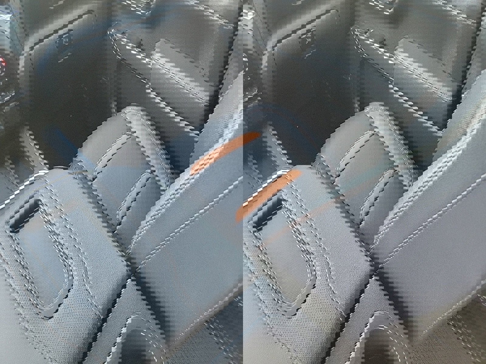 Used 2022 GMC Sierra 1500 AT4 w/ AT4 Premium Package image 18