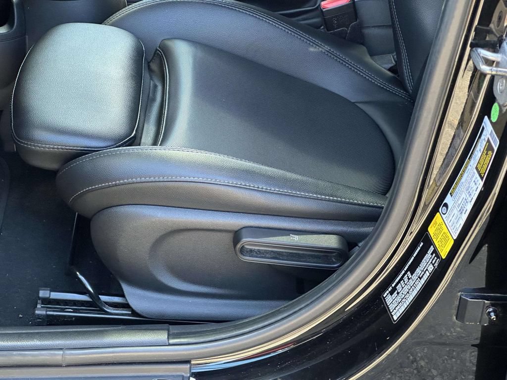 Used 2018 MINI Cooper S FWD image 16