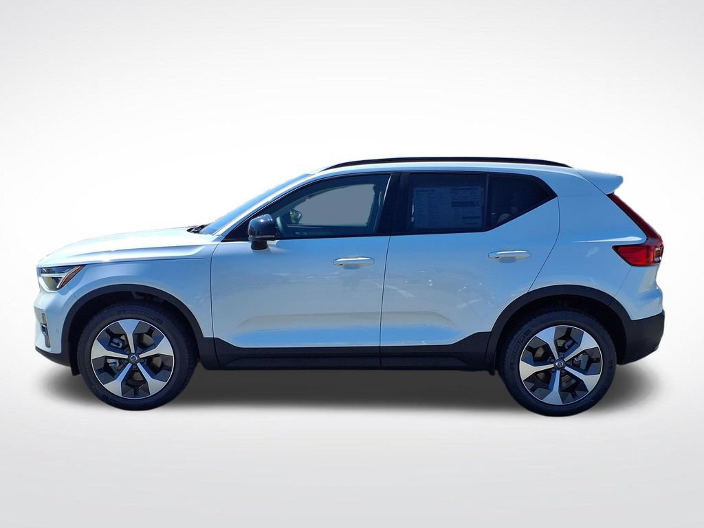 New 2026 Volvo XC40 B5 Plus w/ Protection Package Premier AWD/4WD image 5