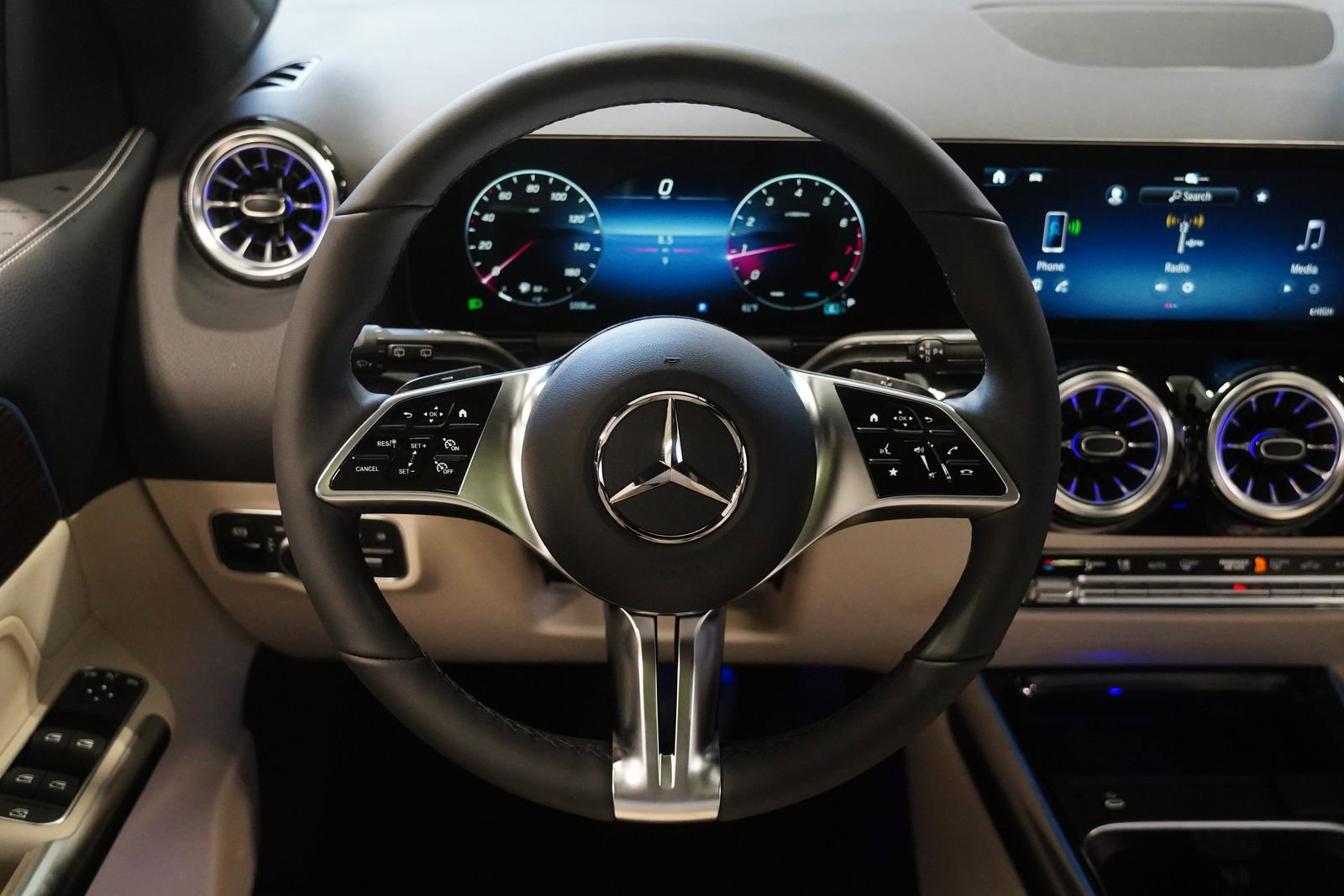 New 2026 Mercedes-Benz GLA 250 4MATIC image 18