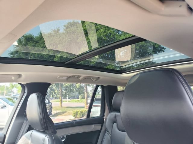 Certified 2025 Volvo XC90 B6 Ultra w/ Protection Package AWD/4WD image 14