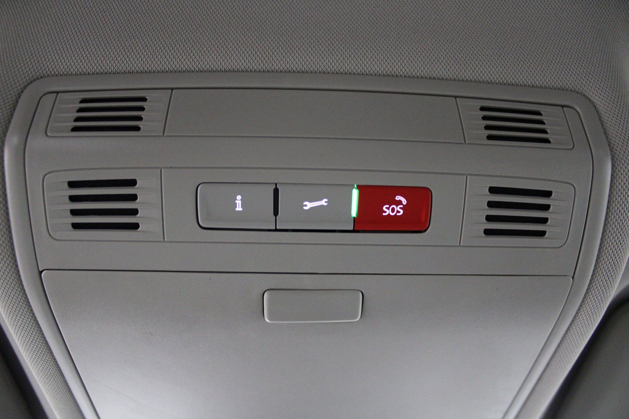 Used 2022 Volkswagen Taos SE image 47