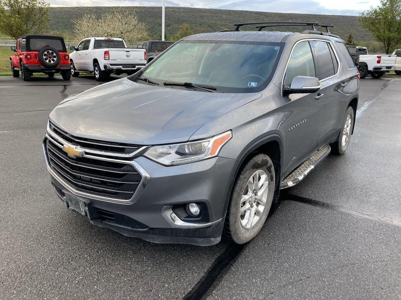 Used 2019 Chevrolet Traverse LT w/ LPO, Floor Liner Package AWD/4WD image 3