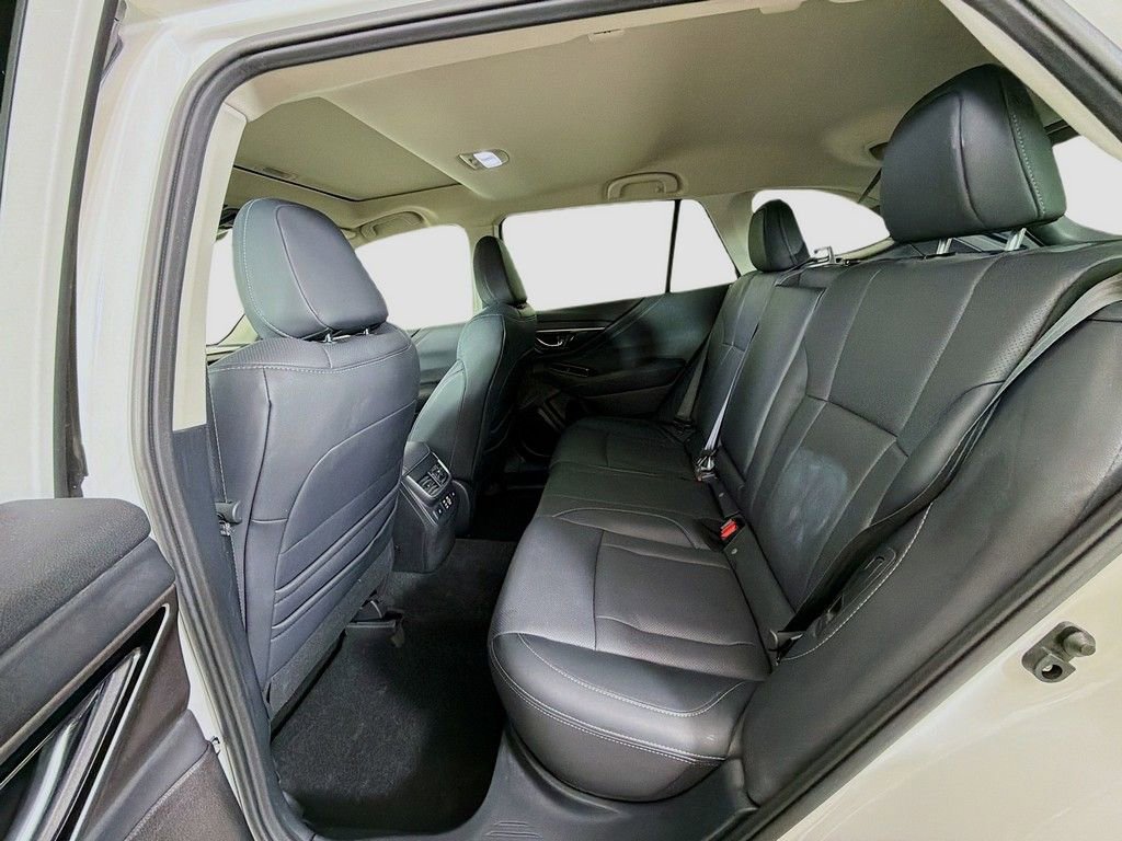Used 2023 Subaru Outback Limited image 25