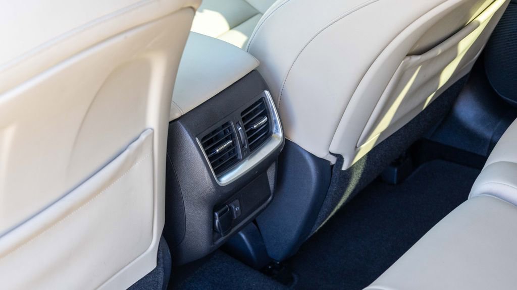 Used 2020 INFINITI QX50 Luxe w/ Navigation Package image 31