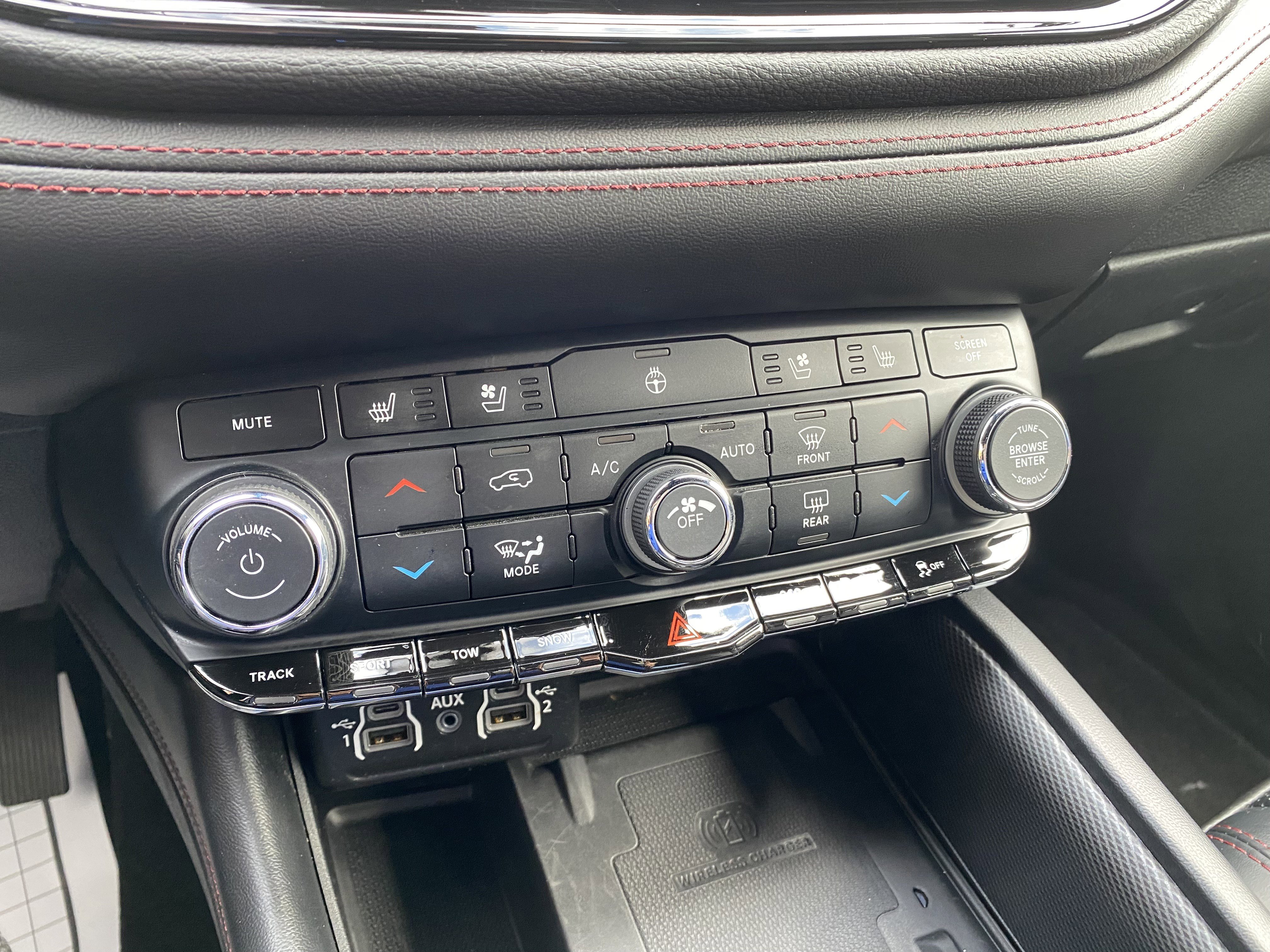 Used 2022 Dodge Durango R/T w/ Tow 'N Go Package image 28